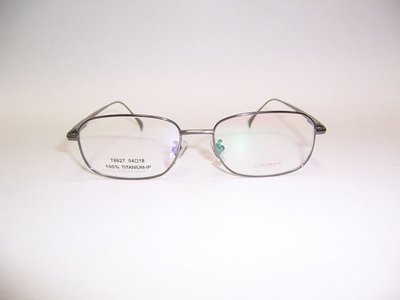 光寶眼鏡城(台南) 最輕人體工學ip純鈦光學眼鏡*一體彈簧腳*優雅新主張 (方型灰款)T8827/C6