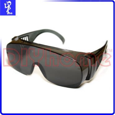 [DIYhome] 安全眼鏡．太陽眼鏡．護目鏡(透明.淺黑.黃色)三款可選.強化抗UV台灣製造 Y100100-2