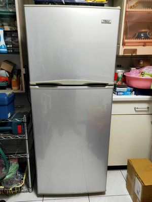 【東元】《TECO》343公升 電冰箱。定頻。雙門冰箱《R3401N》三重區 公寓2樓 自取 自搬 可以正常使用