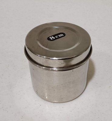 【繽紛小棧】304不鏽鋼8cm棉球缸 (有蓋) 消毒罐