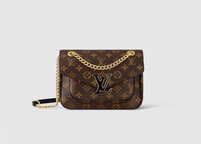 Shop Louis Vuitton New Chain Bag (PASSY, M45592) by Mikrie