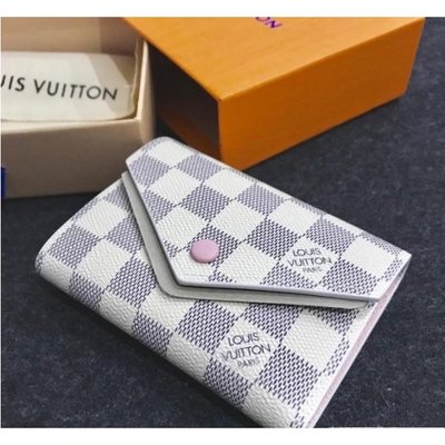 米蘭奢侈品代購 LV 路易威登VICTORINE 錢夾 短夾 禮物卡包 白色棋盤格零錢包 N64022 專櫃實拍