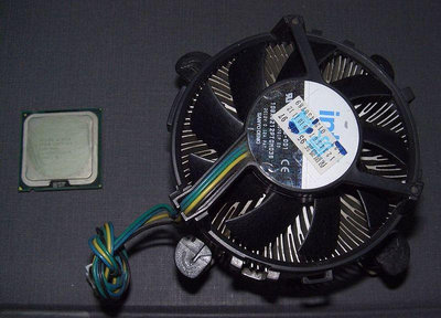 LGA775處理器+原廠風扇CPU雙核心INTEL 3075 E2180 E2200 E3300 E6420 E6750