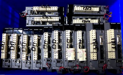 三菱MITSUBISHI MR-J3-40B MR-J3-100B MR-J3-70B PLC 控制器 伺服驅動器 馬達