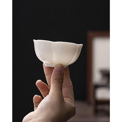 台灣一席茶器【羊脂玉瓷 梅花杯60cc】白瓷 油白 象牙白 茶杯 迎客杯 飲杯 小白杯 白瓷杯