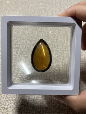 收藏級乾淨厚料-天然黃水晶（老酒黃）水滴型裸石