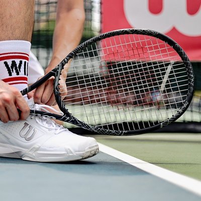 現貨熱銷-【直營】WILSON威爾勝法網美網聯名專業碳素網球拍單人訓練網球拍