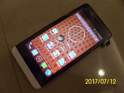 全新手機 fareastone smart 403 4G lte line 附盒裝