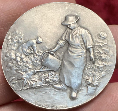 1922年 法國農業背小天使紀念章，鍍銀銅章，邊銘BR，重量【店主收藏】13336