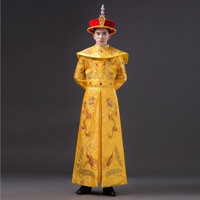 高雄艾蜜莉戲劇服裝表演服*古裝皇帝服裝/高檔龍袍*購買價$3000元/出租價$800元(含帽)