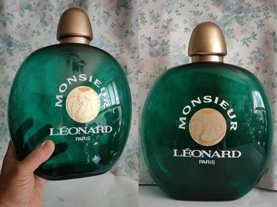 香水專櫃原型放大展示品  LEONARD  PARIS （推出年份：1992）