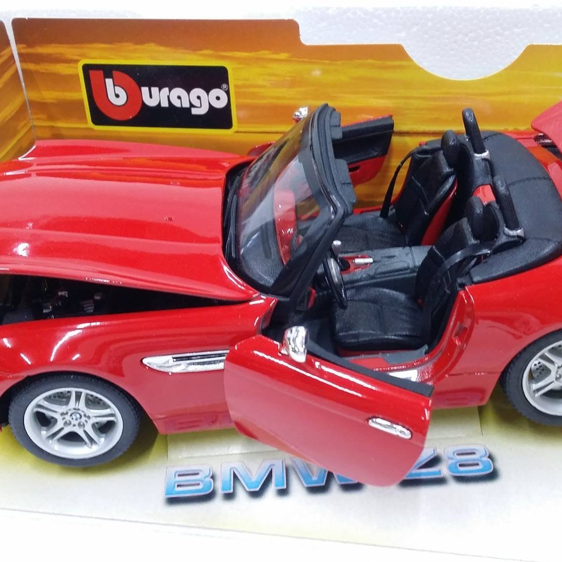 統一模型 Burago Bmw Z8 紅色 金屬合金車 鐵殼觀賞車 靜態模型車1 18 缺貨 Yahoo奇摩拍賣