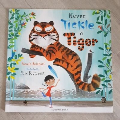 63折 二手 童書 Never Tickle a Tiger 平裝 英文 繪本 故事書 睡前故事