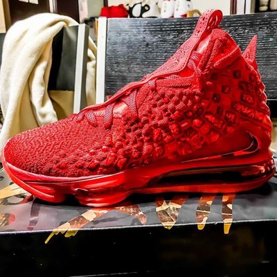 【正品】Nike LeBron 17 Red Carpet 詹姆斯 紅 運動 籃球 BQ3178-600潮鞋