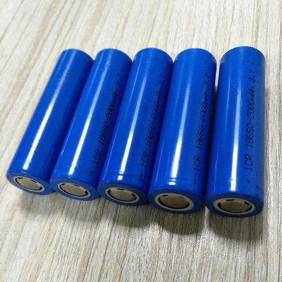 平頭充電電池18650鋰電池 平頭電池 實3000mah 3.7V移動電源 可充電電池儲能電池尖頭充電電池