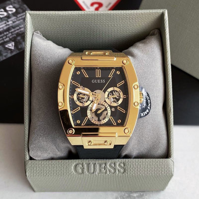 GUESS 酒桶型 金色框 黑色面錶盤 黑色矽膠錶帶 石英 男士手錶 GW0202G1