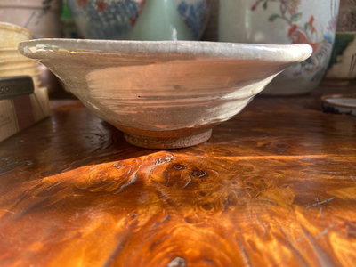 新 日本回流刷毛目云鶴紋平茶碗，手捏器型平茶碗喝大碗茶的，底部