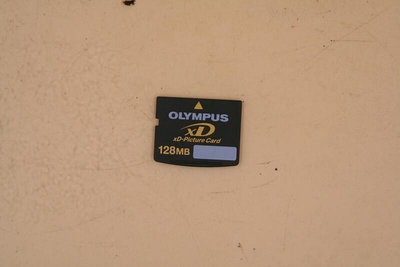 奧林巴斯 Olympus xD 128MB 記憶卡 (CCD相機專用.原廠公司貨)