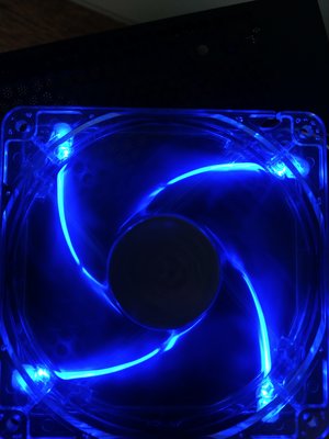 吉祥電腦 二手良品隨意賣 全新12CM 電腦風扇(藍光) 35元 另有5元風扇