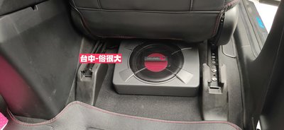 俗很大~日本中道 Nakamichi NBF08A 8吋超薄型主動式重低音 (本田 FIT 3代 實裝車)