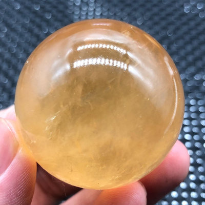 【二手】黃色冰洲石球擺件一物一圖直徑4.1厘米重10 天然原石 擺件 標本【破銅爛鐵】-2994