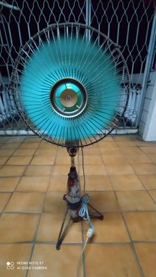 [台灣製造] 古老 復古傳統 大同14吋 電風立扇 電風扇