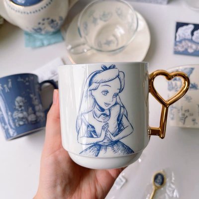 日本 afternoon tea 愛麗絲2021限定金色鑰匙手柄馬克杯