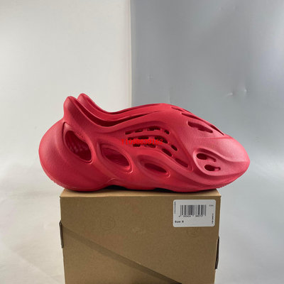 Adidas originals Yeezy Foam Runner 椰子鏤空洞洞鞋男女鞋 GW3355公司級