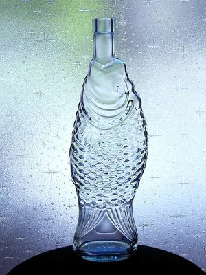 老玻璃瓶老酒瓶玻璃花瓶冷水瓶開水瓶魚型玻璃工藝品玻璃藝術品【心生活美學】