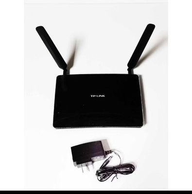 TP-LINK MR200 4G LTE分享器（SIM卡分享器 路由器 4G上網