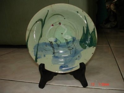 您必須珍藏的台灣早期手繪鮮豔花草雙鶴的老碗盤