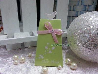 【甜豌豆小舖】愛情鳥歐式喜糖盒 包裝盒 禮物盒 附水鑽蝴蝶結 婚禮小物