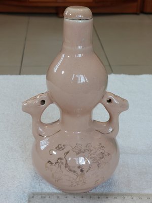 空酒瓶(1)~含蓋~葫蘆型~馬祖酒廠~懷舊.擺飾