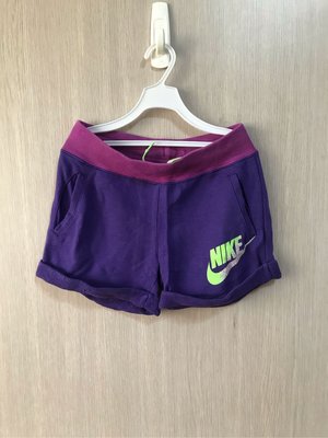 NIKE 女童紫色棉質短褲