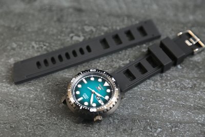 20mm收斜尾～黑色～替代卡西歐casio,seiko, JAGA,isofrane 潛水錶..原廠錶帶之防水矽膠錶帶