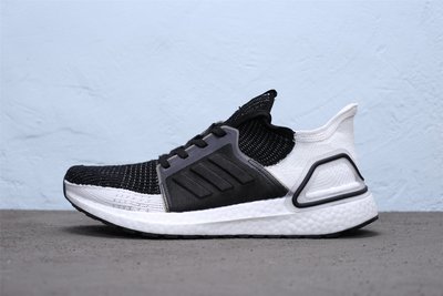 Adidas Ultra Boost 19 編織 黑白 殺人鯨 休閒運動慢跑鞋 男女鞋 B37704