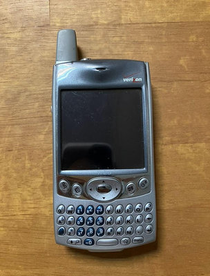 PalmOne Treo 600手機（故障當零件機或留存紀念用）