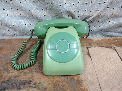 庄腳柑仔店~早期美好年代普普風湖綠老電話機旅社飯店分機電話600型電話機C