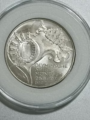 德國 UNC 1972年 10Mark  Silver Olumpische Spiele Munchen 15.5g、32mm，紀念銀幣1枚，有銀光，保真。