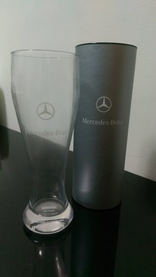 Mercedes-Benz 賓士 ~ 原廠Benz車標-賓士精品正品禮盒裝 ~ 限量精品~曲線啤酒杯玻璃杯