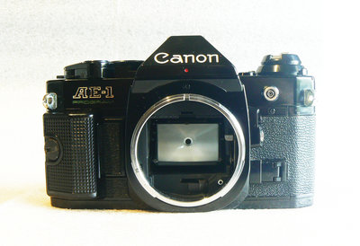 【悠悠山河】Canon代表作 70代最夯底片單眼相機--Canon AE-1 AE-1P 已保養 乾淨漂亮美機