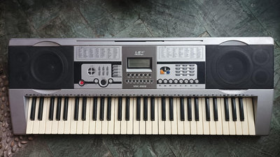 美科電子琴，大人小孩都能使用，功能完好，型號：MK-922