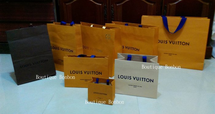 Boutique Bonbon》 LV LOUIS VUITTON 原廠紙袋聖誔版紙袋緞帶紙卡現貨| Yahoo奇摩拍賣