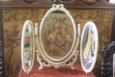 【家與收藏】限時賠售特價稀有珍藏歐洲古董法國古典華麗精緻巴洛克花卉浮雕三面鏡/桌鏡3(小款)