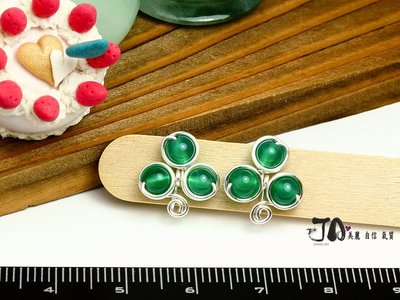 迷人魅力天然綠玉髓瑪瑙銀色邊框幸運草造型日本無痛耳夾式耳環