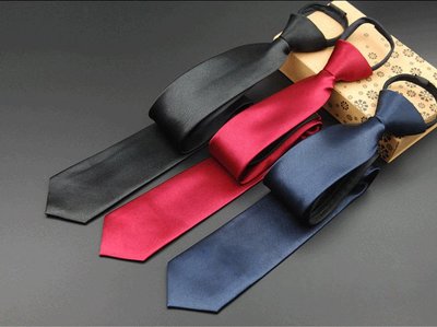 vivi領帶家族／黑色／深藍色／紅色／7cm素面、拉鍊領帶...免打結...(現貨)