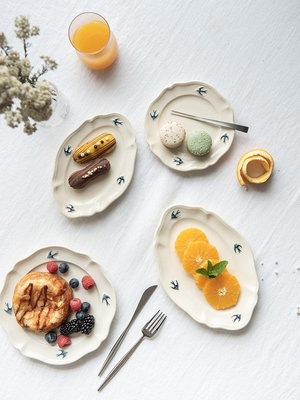 茶藝師 日本進口Studio M人氣陶器法式復古燕子花邊餐盤水果甜點橢圓盤