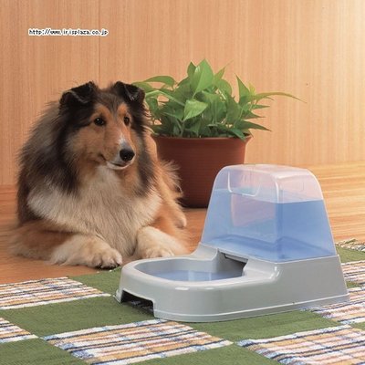 IRIS犬貓狗寵物用自動給水器 塔式飲水器 水盆 水碗J-200（J200）2公升，小家庭2個1,000元
