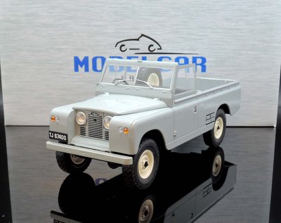 【M.A.S.H】現貨瘋狂價 Model Car Group 1/18 Land Rover 109 Series II