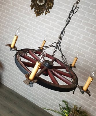 【卡卡頌  歐洲古董】西班牙老件 手工  鍛鐵  木車輪 ~  鄉村  吊燈  個性  古董燈 l0073 ✬
